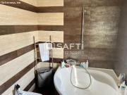 Tu hogar soñado te espera en Chiclana: un chalet urbano...