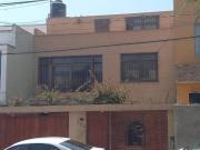 Tu nueva casa con múltiples ambientes en Av. La Parra...