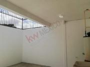Tu Nuevo Hogar en Cancún. Casa Independiente Frente a...