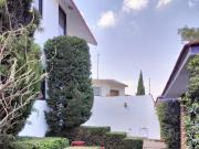 Tu nuevo hogar en Chiluca, Casa en esquina con jardín