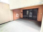 Casa 3 recámaras + 2 cocheras en Col. Moderna – 200 m² lote