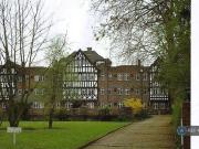 Tudor Close, London, Studio Flat For
