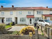 Tufter Road, Chigwell, Essex IG7, 4 bed terraced house...