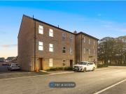 Tulip Grove, Leeds LS14, 4 bed semi detached house to...