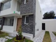 Tumbaco casa de arriendo por estrenar esquinera amplio...