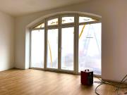 Tür an Tür mit Freunden: Erstbezug in ausgebauter Remise