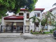 Two 2 Storey Unfurnished House & Lot at Las Pinas Royale...