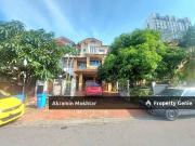 Two and a half Storey Terrace House JALAN PLUMBUM,...
