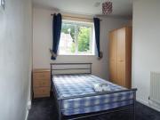 Two bed apartment, easy access to public transport
