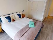 Two Bed Apartment P Has an Apartment