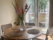 Two bed Flat by Broadway Market with large rooftop