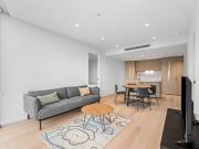 Two Bed Plus Study Modern Living Near Carlton Gardens