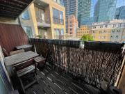 Two Bed Two Bath Zone 1 Spacious Flat with Balcony
