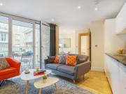 Two Bed/One BathApt at Canary Gateway in Limehouse