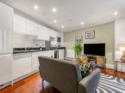 Two Bed/One BathApt at Canary Gateway in Limehouse