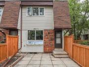 Two Bedroom, 2 Bath Townhouse Located Near University Of...