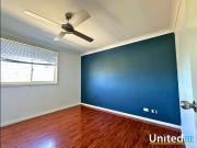 Two Bedroom Accommodation Two Minutes to Station