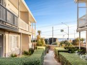 Two Bedroom Apartment by the Beach Two Bedroom Apartment by the Beach