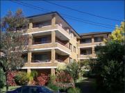 Two bedroom apartment in Hyde Park Towers 100m walk to...