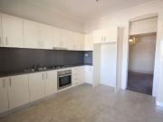 Two Bedroom Apartment minutes from Transport!