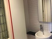 Two bedroom apartment near Uni Mel with new floor