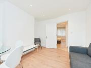 Two bedroom apartment to let on Upper Street, N1
