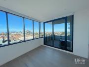 Two Bedroom Apartment with Amazing Views!