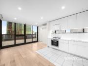 TWO BEDROOM APARTMENT WITH WHITEGOODS AND LARGE BALCONY!