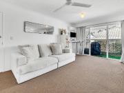 TWO BEDROOM BEACHSIDE APARTMENT IN 'CASCADE GARDENS'