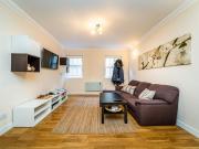 Two bedroom flat share close to Shoreditch High Street...