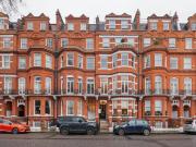 Two bedroom flat to rent Chelsea