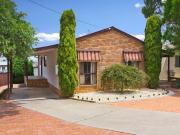 Two Bedroom House West Tamworth