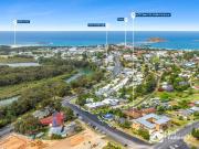 Two bedroom townhouse in prime Jetty location