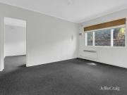 Two Bedroom Unit in Brunswick West
