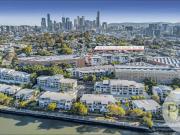 TWO BEDROOM UNIT IN TENERIFFE HILL APARTMENTS B/L