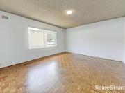 Two Bedroom Unit in the Heart of Kingsford