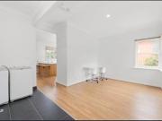 Two Deakin Rooming House Newly renovated rooming house,...