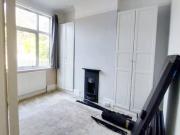 Two Double Bedroom Ground Floor Flat with Garden