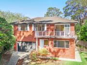 Two levels of versatile living, walk to rail, Barker and...
