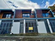 Two Storey 3 Bedrooms Townhouse for Sale in Sun Valley...