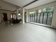 Two Storey Elegant Home for LEASE in Hillsborough...