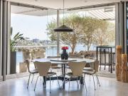 Two Storey Luxury 'The Bond' Penthouse with... Two Storey Luxury 'The Bond' Penthouse with...