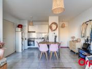 Type 2 à vendre avec stationnement et terrasse