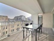 Type 3 meublé de 68m2 avec terrasse spacieuse et parking...