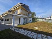 U12 Shah Alam New Double Storey 24 x 80 Spacious Unit...