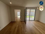 U6 Station Erlaaer Straße: Kleines Reihenhaus als... U6 Station Erlaaer Straße: Kleines Reihenhaus als...