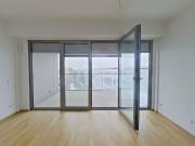 Über den Dächern der Stadt! Freie Wohnung im Berlin Mitte!