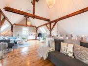 Über den Dächern von Essen großzügige Maiso­nette...