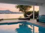 Über den Wellen des Lebens – Luxusvilla mit...