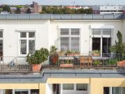 LEBEN ÜBER DER STADT KOMPLETT RENOVIERT